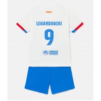 Dětský Fotbalový dres Barcelona Robert Lewandowski #9 2023-24 Venkovní Krátký Rukáv (+ trenýrky)